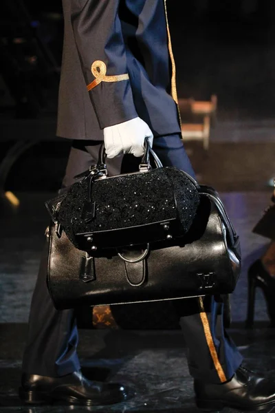 Look 6
